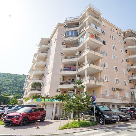 Apartment Dejan Будва Екстер'єр фото